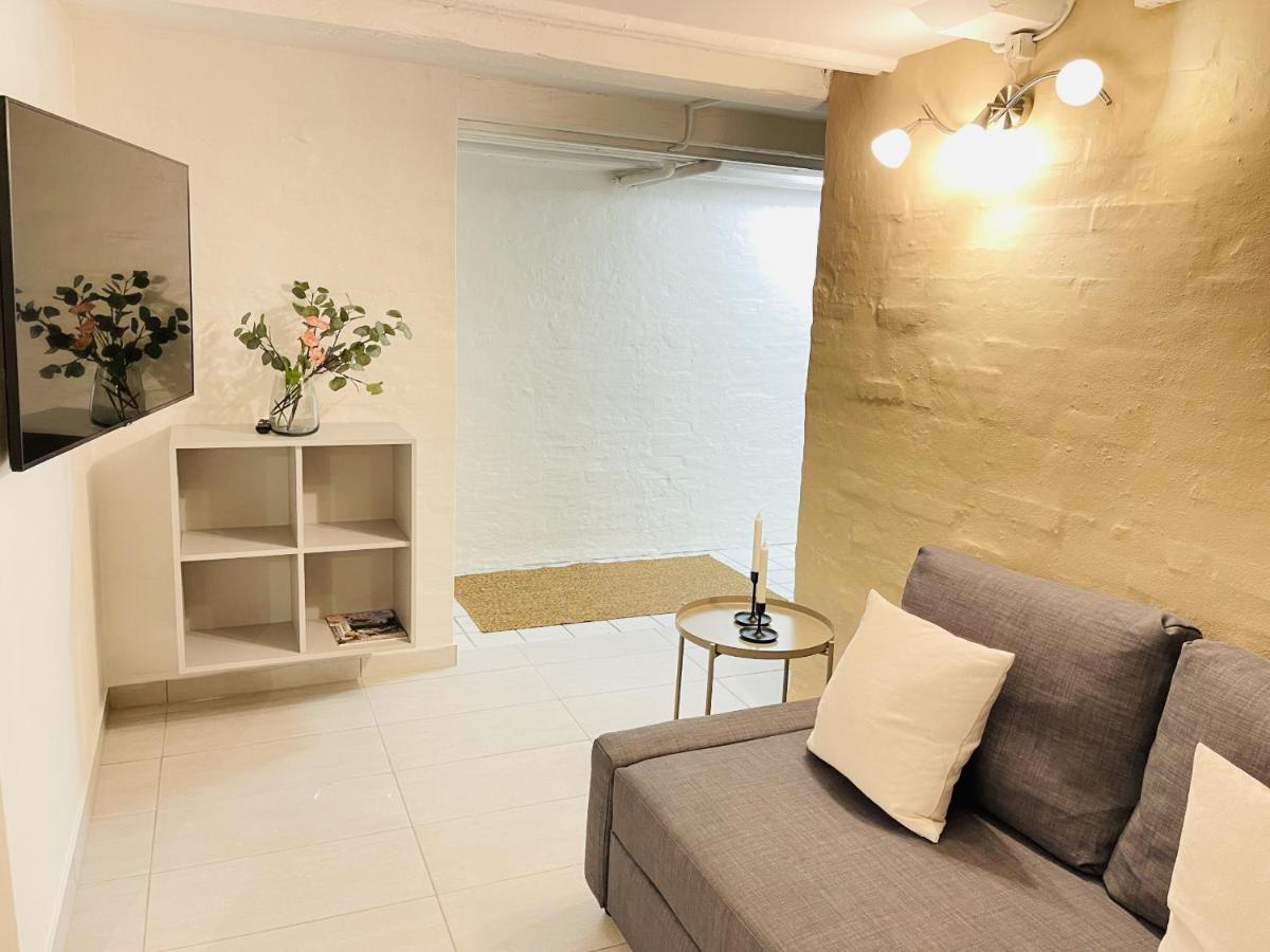 Aday - Aalborg Mansion - Charming 3 Bedroom Apartment エクステリア 写真